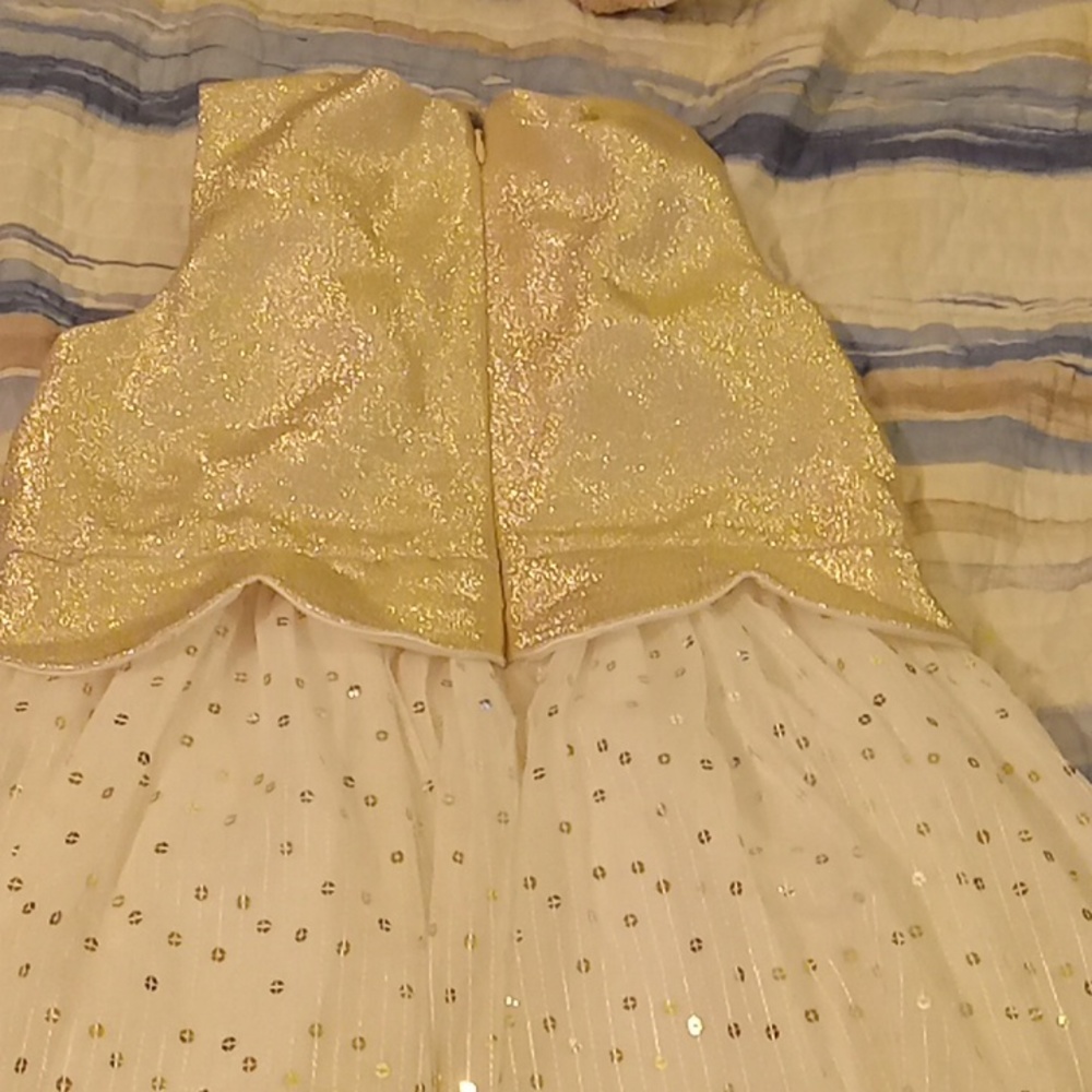 Dress - Picture 3 of 4